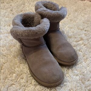 UGG Women's Gray Shearling Boots
